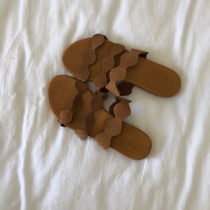 STUNNING lightweight Sandals